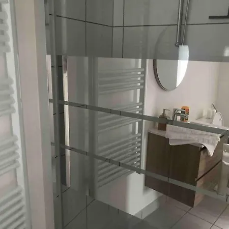 Maisonnette Neuve Avec Jardin Privatif Saran Exterior foto