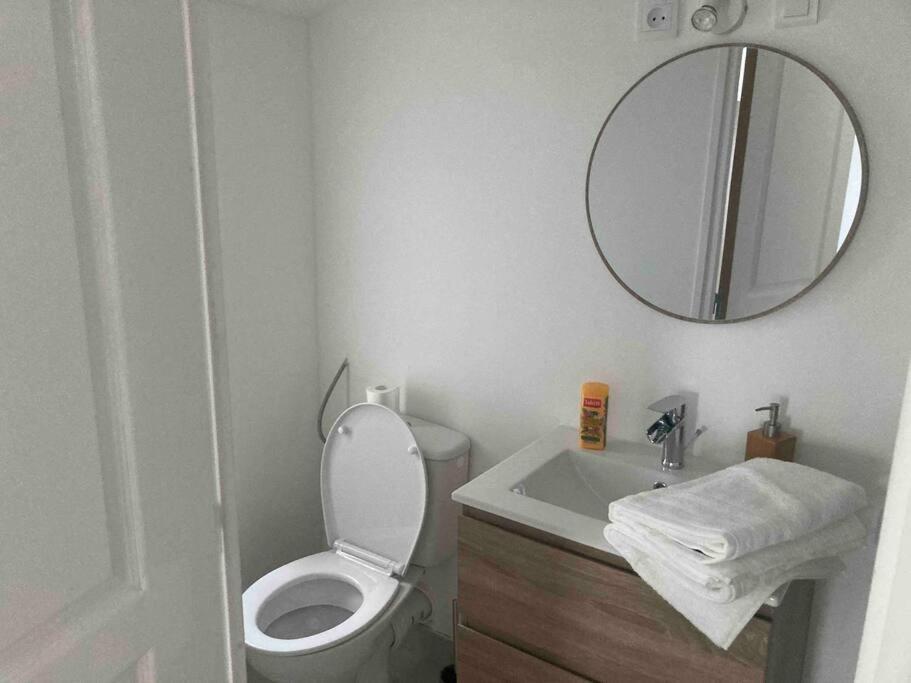 Maisonnette Neuve Avec Jardin Privatif * Saran